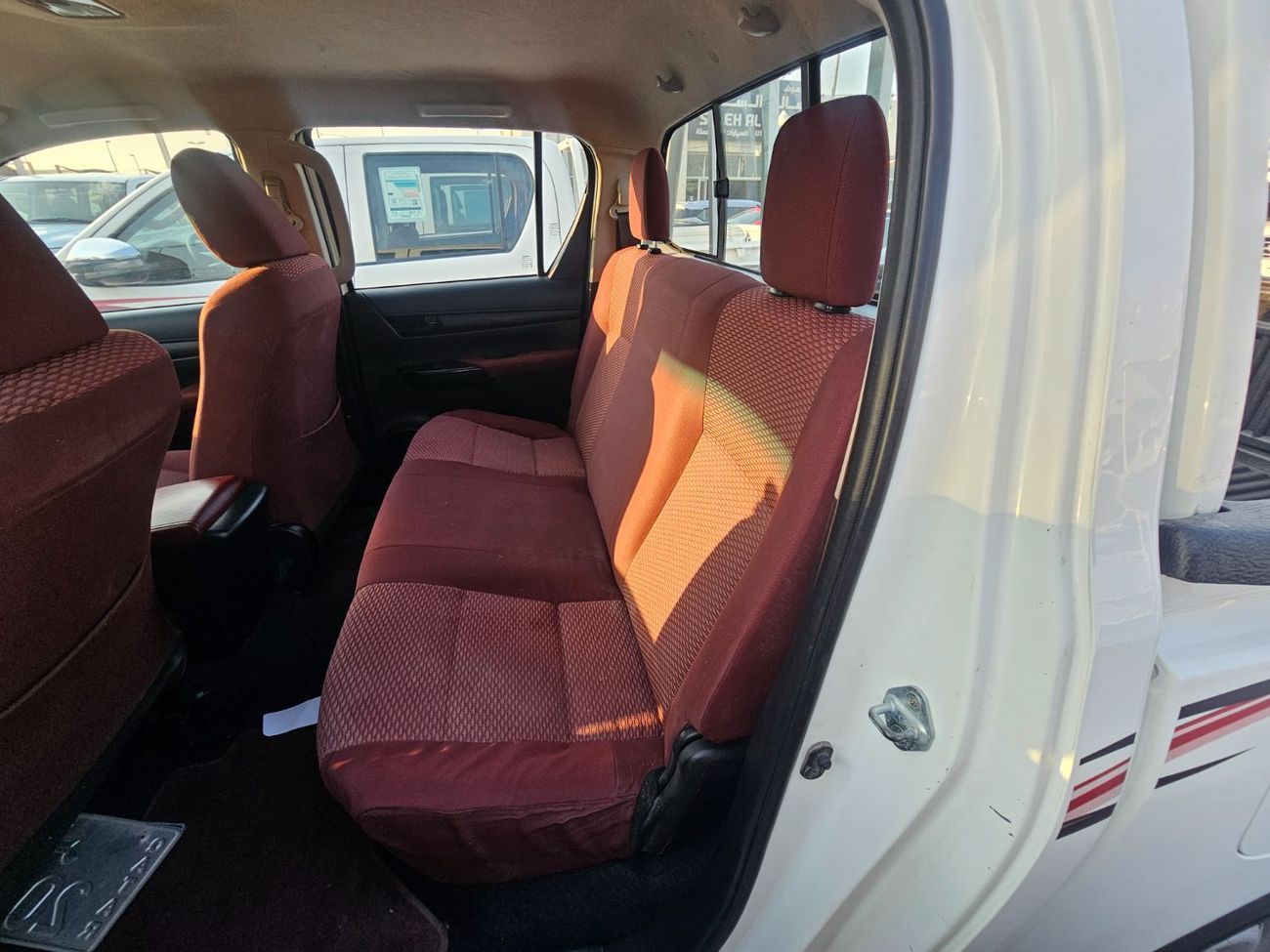 Toyota Hilux Double Cabin Pickup LHD 2.7L 4WD Petrol Automatic 4 Cylinders 5 Seats 4 Doors