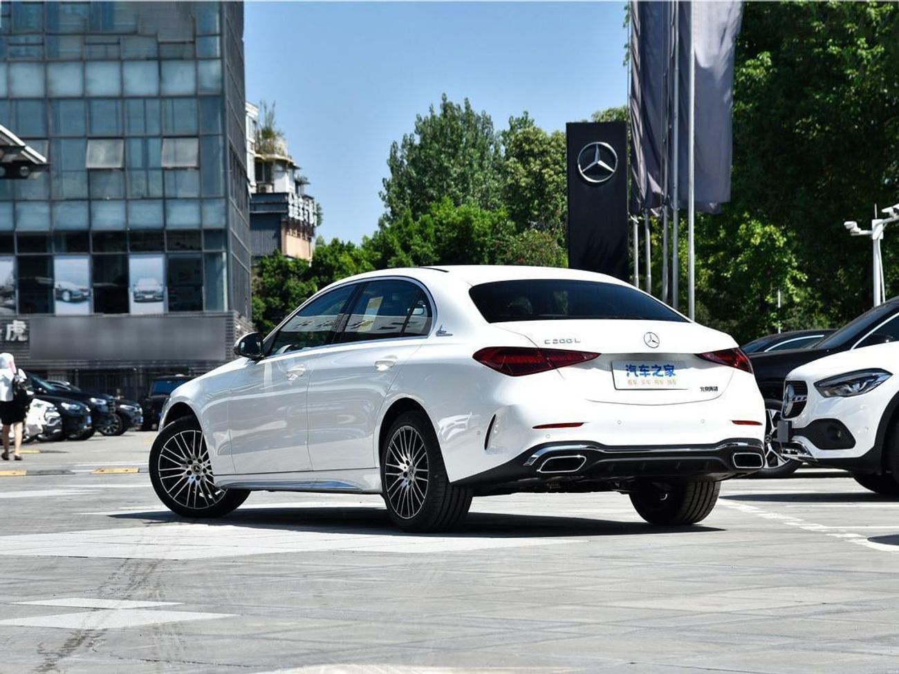 مرسيدس بنز A 200 L Benz A200 L / Chinese / 0km