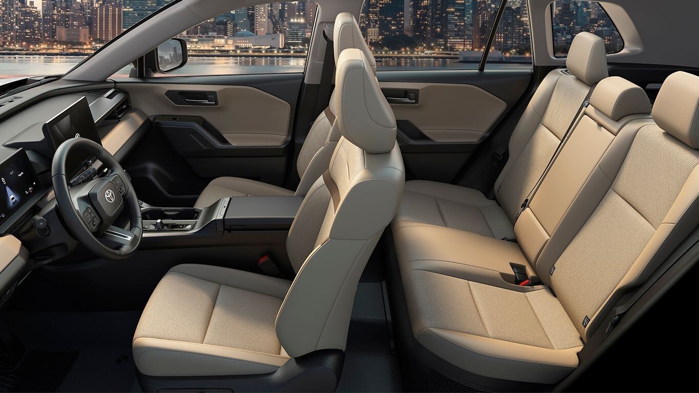 تويوتا راف ٤ interior - Seats