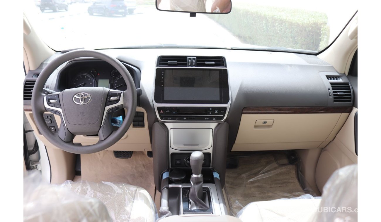 تويوتا برادو VX 2.7,SUNROOF, 2 ELECTRIC SEAT ,LEATHER SEAT, MODEL 2022, PETROL,SPARE DOWN