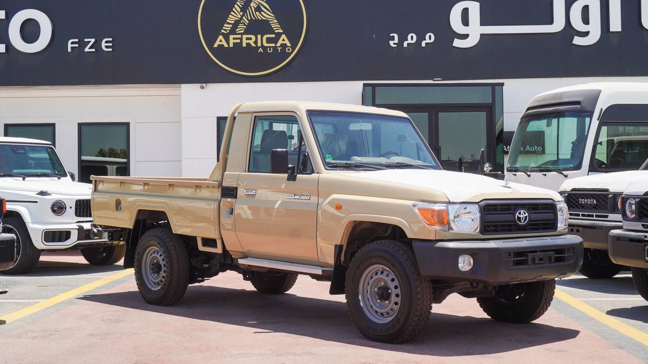 Toyota Land Cruiser Pick Up LX 4.0L V6 SINGLE CABIN M/T