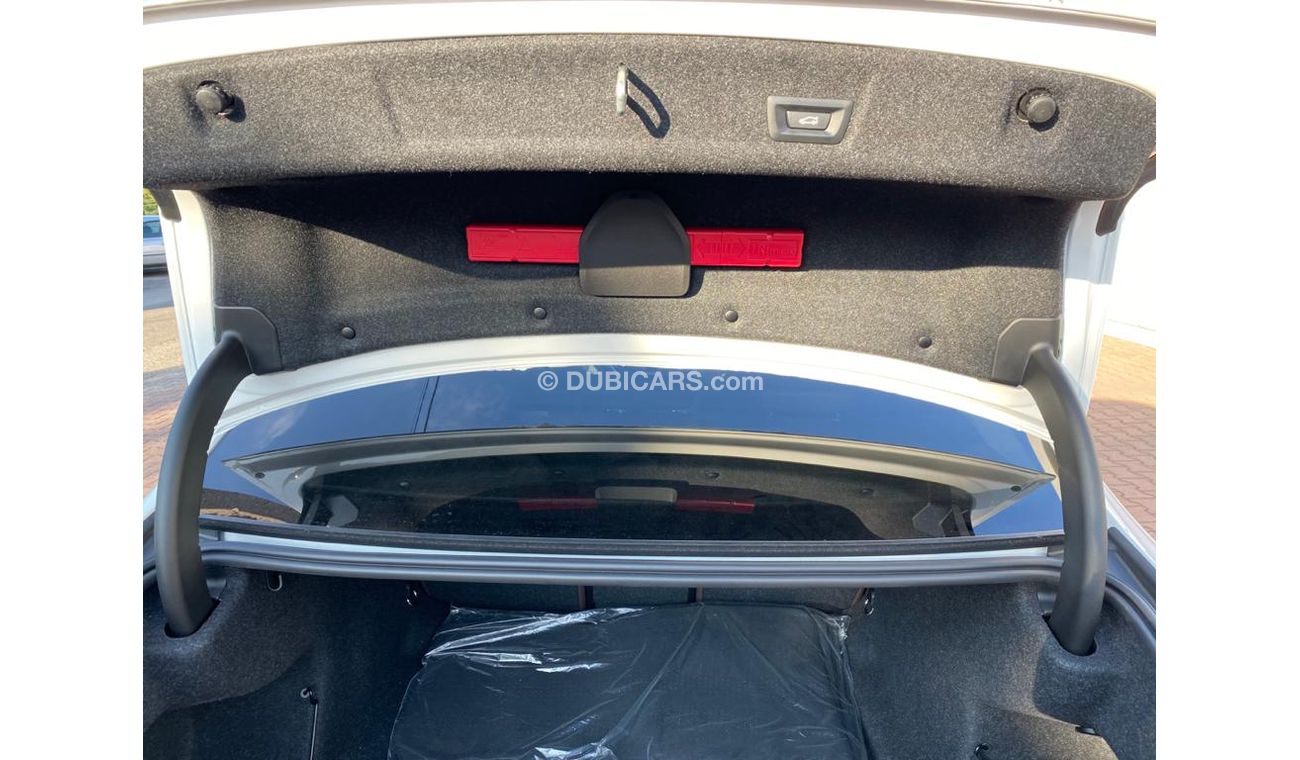 BMW 320i BMW 2020 M-KIT