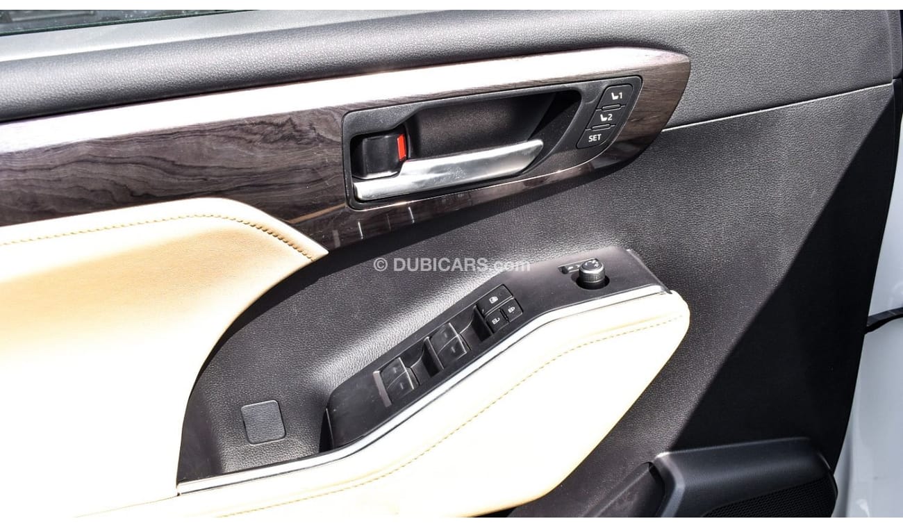 Toyota Highlander TOYOTA_HIGHLANDER_LIMITED_2.5L_HYBRID_2023_GCC_JBL_WHITE_BLACK
