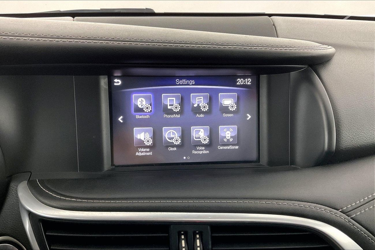 Infiniti QX30 Premium