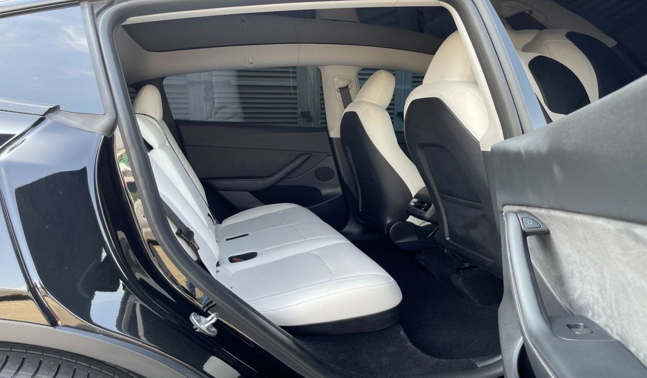 Tesla Model Y LONG RANGE AWD GCC SPECIFICATION -TESLA CENTRE DUBAI