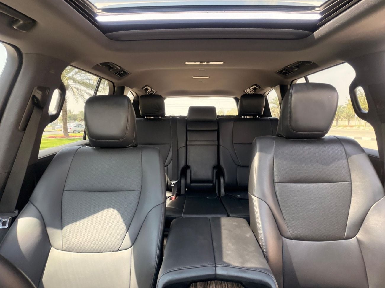 تويوتا لاند كروزر VX 3.3L