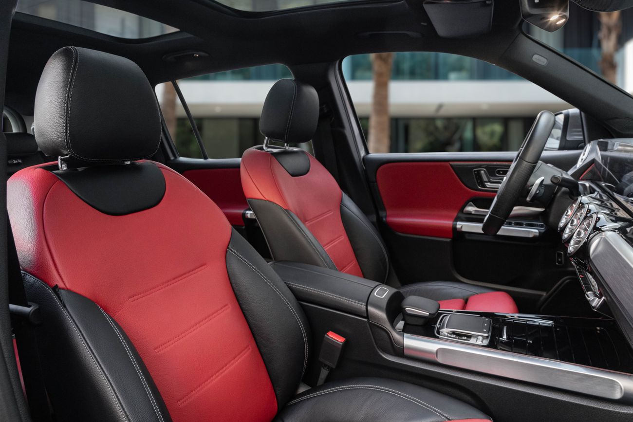 Mercedes-Benz GLB 250 2,840 P.M | 0% Downpayment | Mercedes-Benz GLB AMG 4 Matic | Agency Warranty!