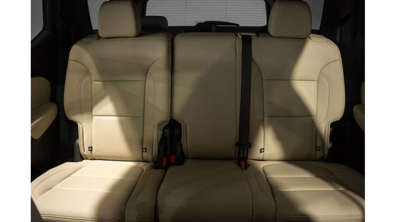 Chevrolet Traverse 2023 Chevrolet Traverse LT 7-Seater / Chevrolet Warranty & Chevrolet Service Contract 60,000kms