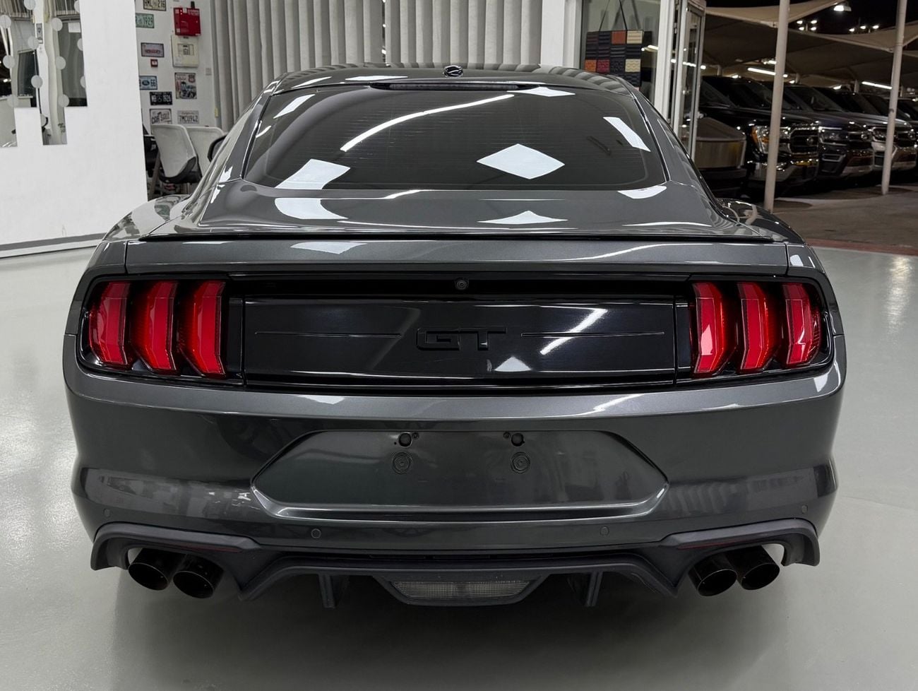 Ford Mustang GT Premium 5.0L V8