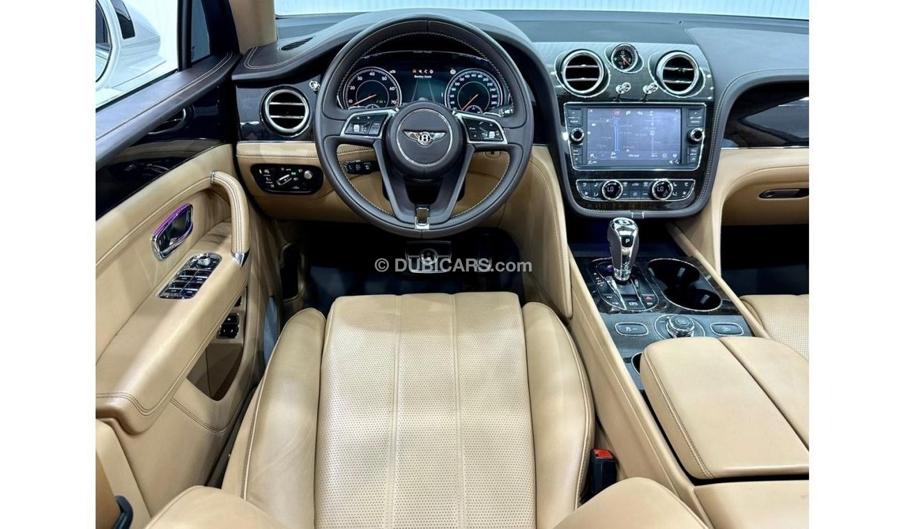 Bentley Bentayga 2019 Bentley Bentayga V8, March 2024 Bentley Warranty, Full Bentley Service History, GCC