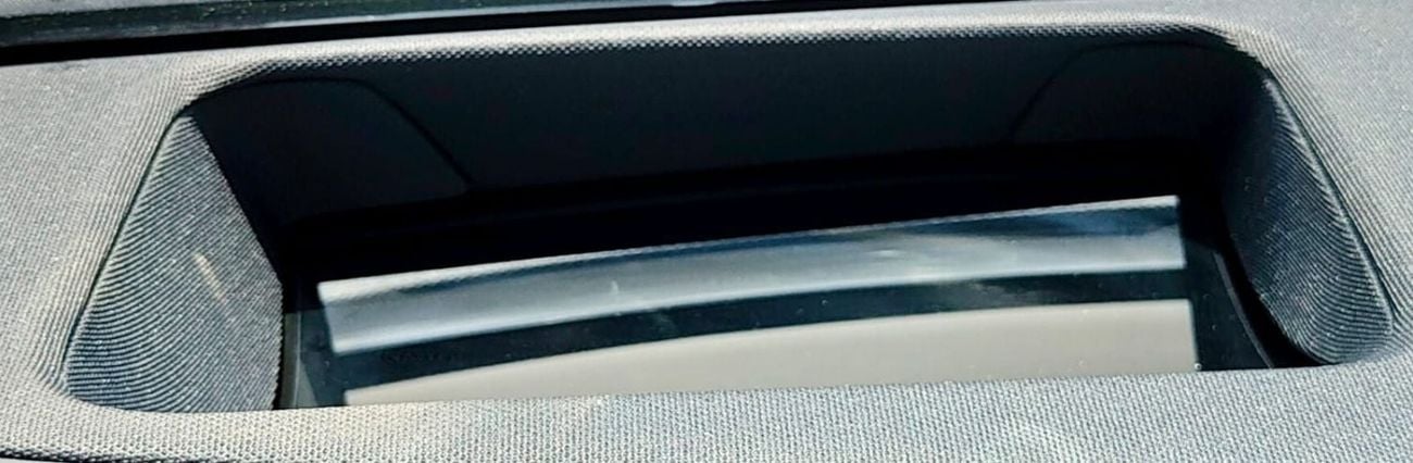 بي أم دبليو 740i M SPORT INDIVIDUAL M SPORT