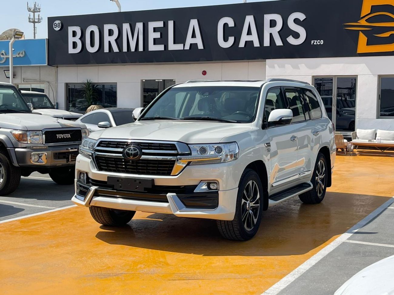 تويوتا لاند كروزر Toyota Land Cruiser VXS Grand Touring 2021 V8 5.7L