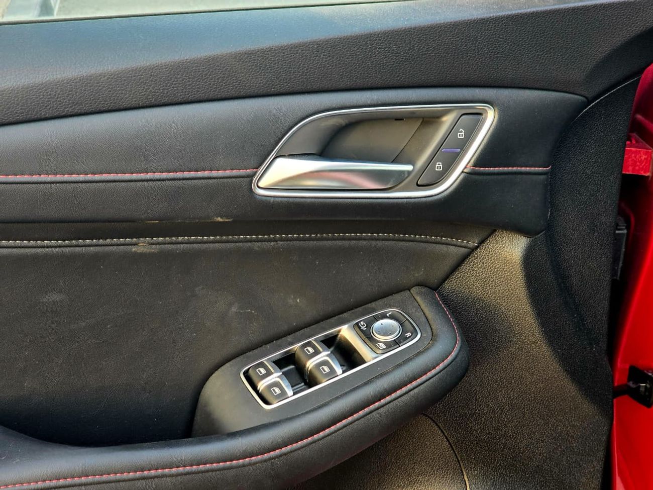 أم جي HS 2023 MG HS 2.0L Turbo Petrol GCC Specification