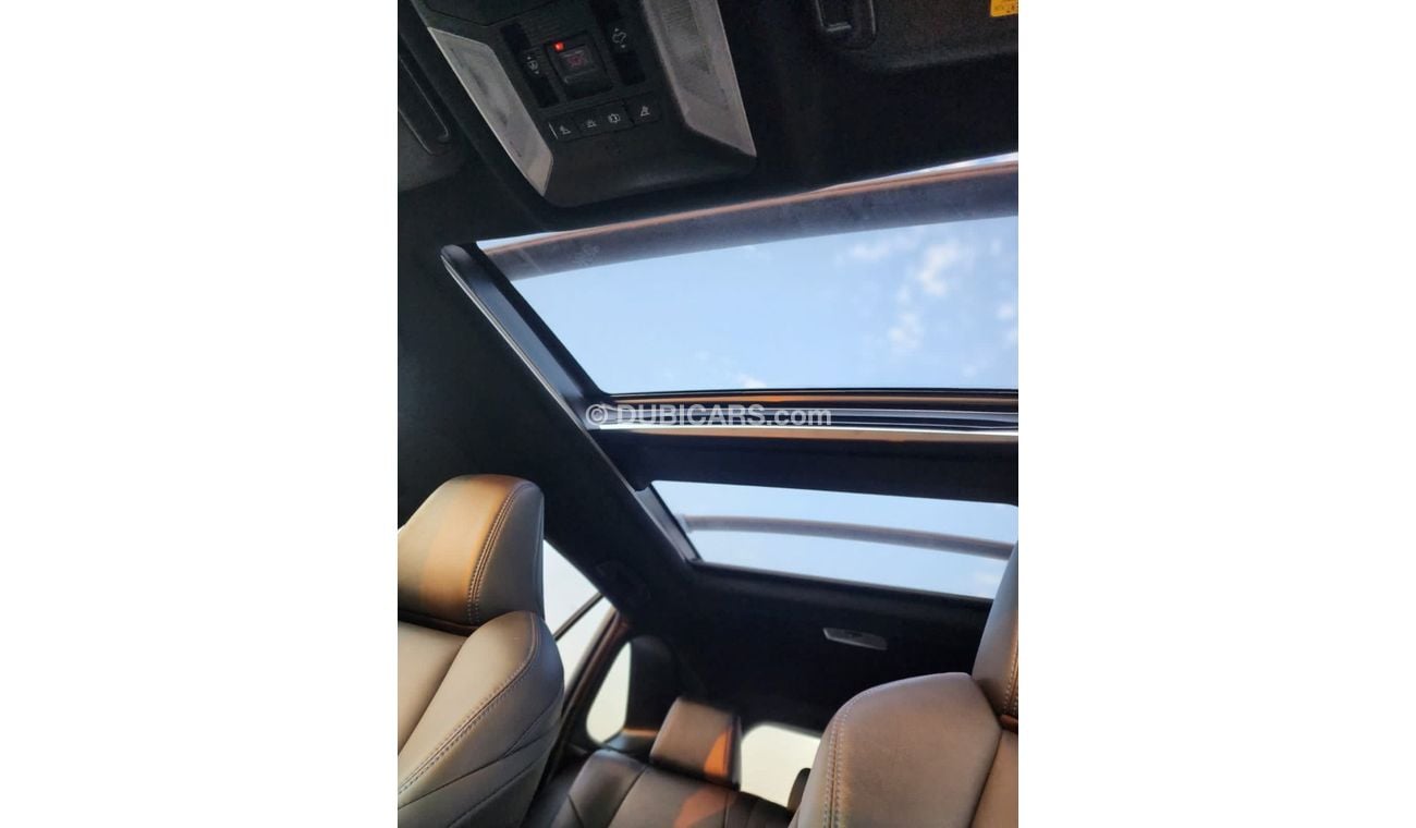 تويوتا راف ٤ TOYOTA RAV4 XLE FULL PANORAMA HYBRID 2019