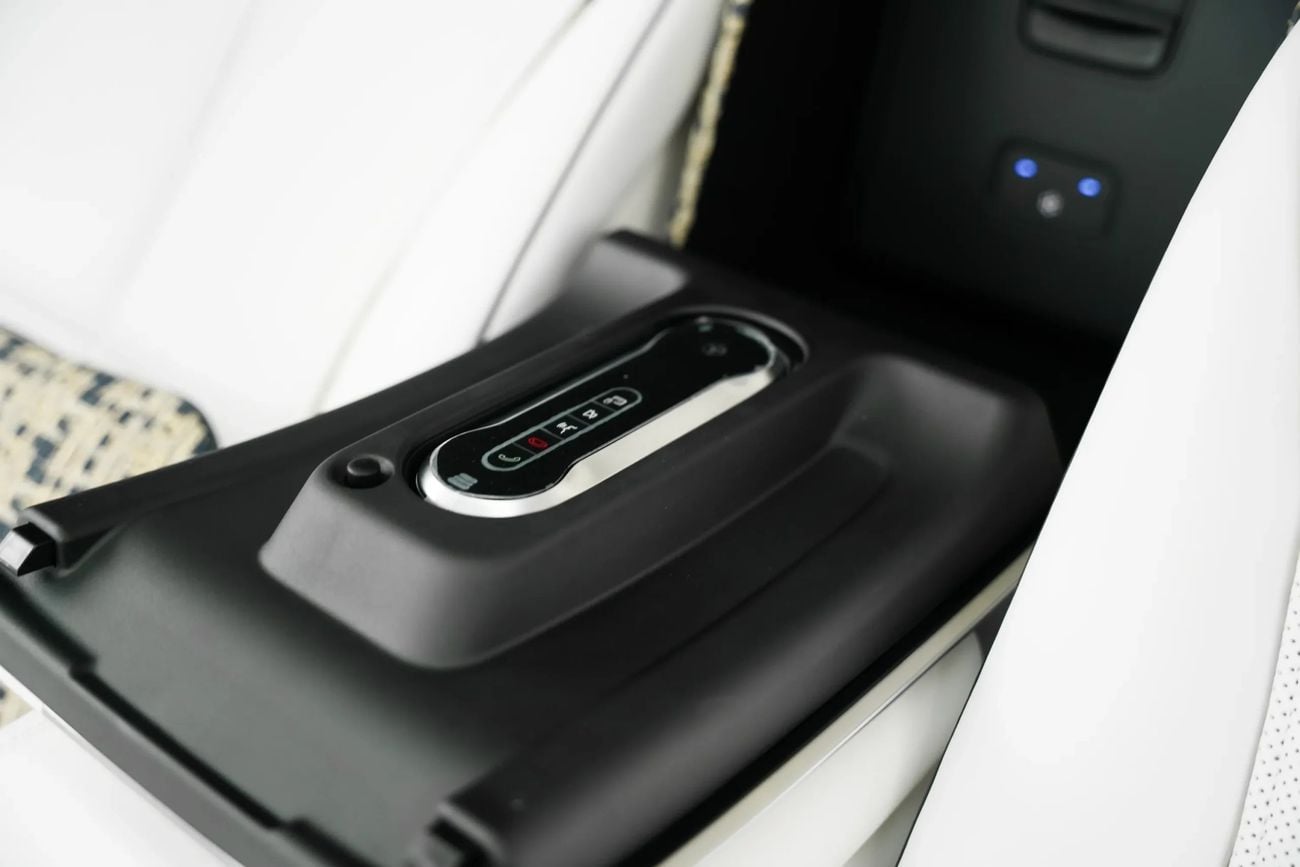 مرسيدس مايباخ S680 مايباخ