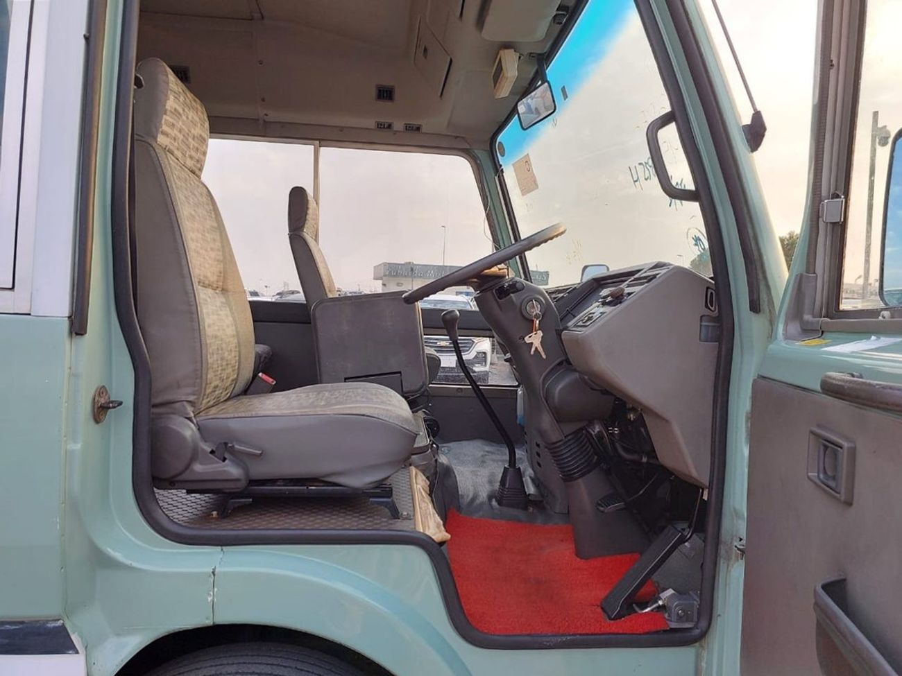 Mitsubishi Rosa MITSUBISHI ROSA BUS RHD DIESEL  MANUAL 29SEATER(PM10795)