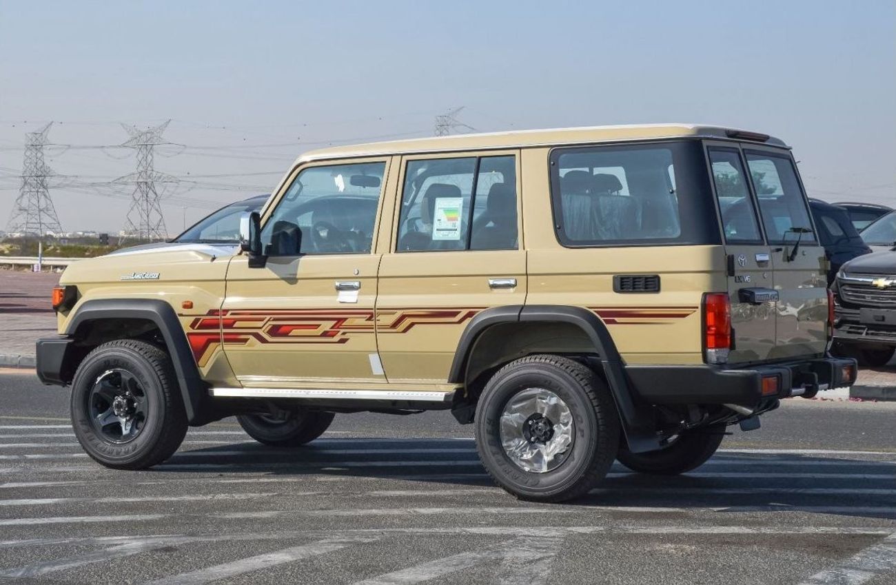 Toyota Land Cruiser TOYOTA LAND CRUISER 76 SERIES 4.0L 4WD V6 SUV 2024 | REAR CAMERA | 8 INCH DISPLAY | DIFFERENTIAL LOC