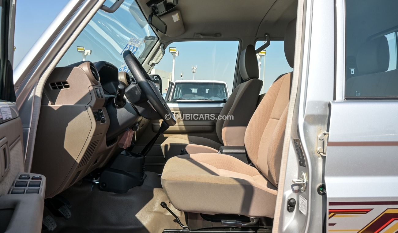 تويوتا لاند كروزر بيك آب LC79 DC 4.5L V8 MT YM 2024 (DIFF-LOCK)