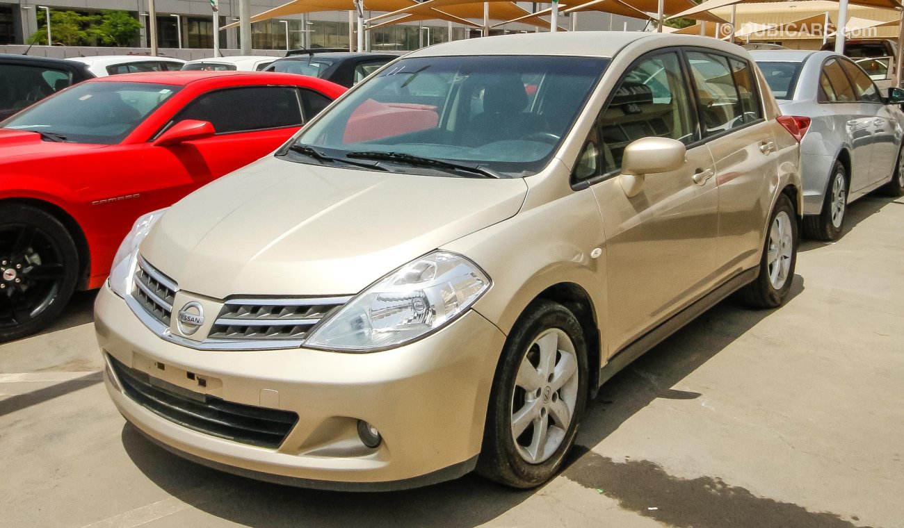 Nissan Tiida