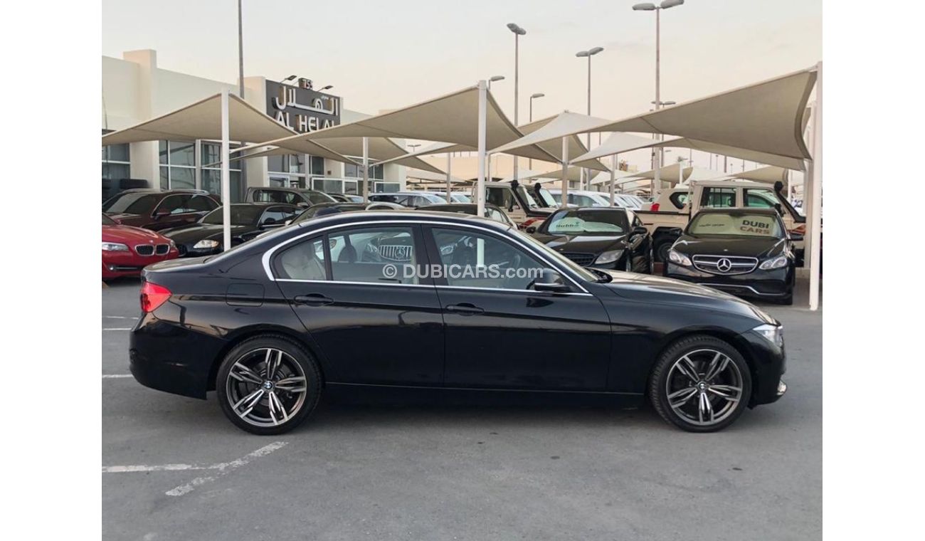 BMW 320i BMW320 MODEL 2018 GCC car prefect condition full option low mileage