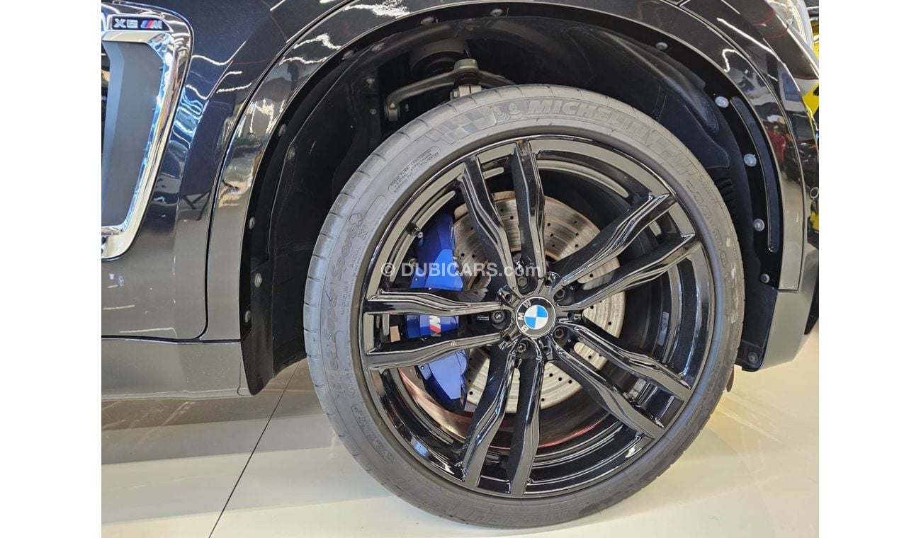 BMW X6M X6 MPOWER BLACK FIRE EDITION/2018 GCC /59000KM