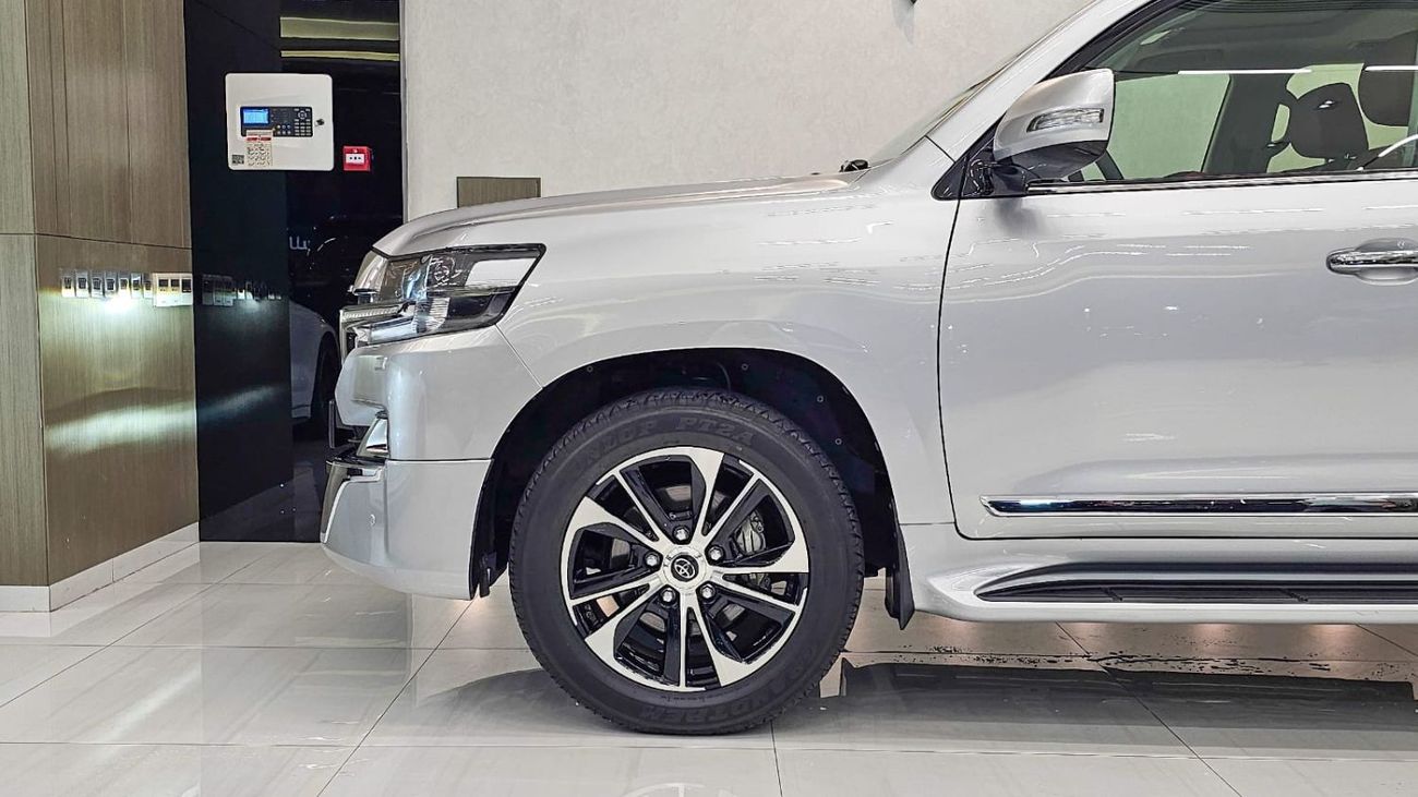 Toyota Land Cruiser GXR GT