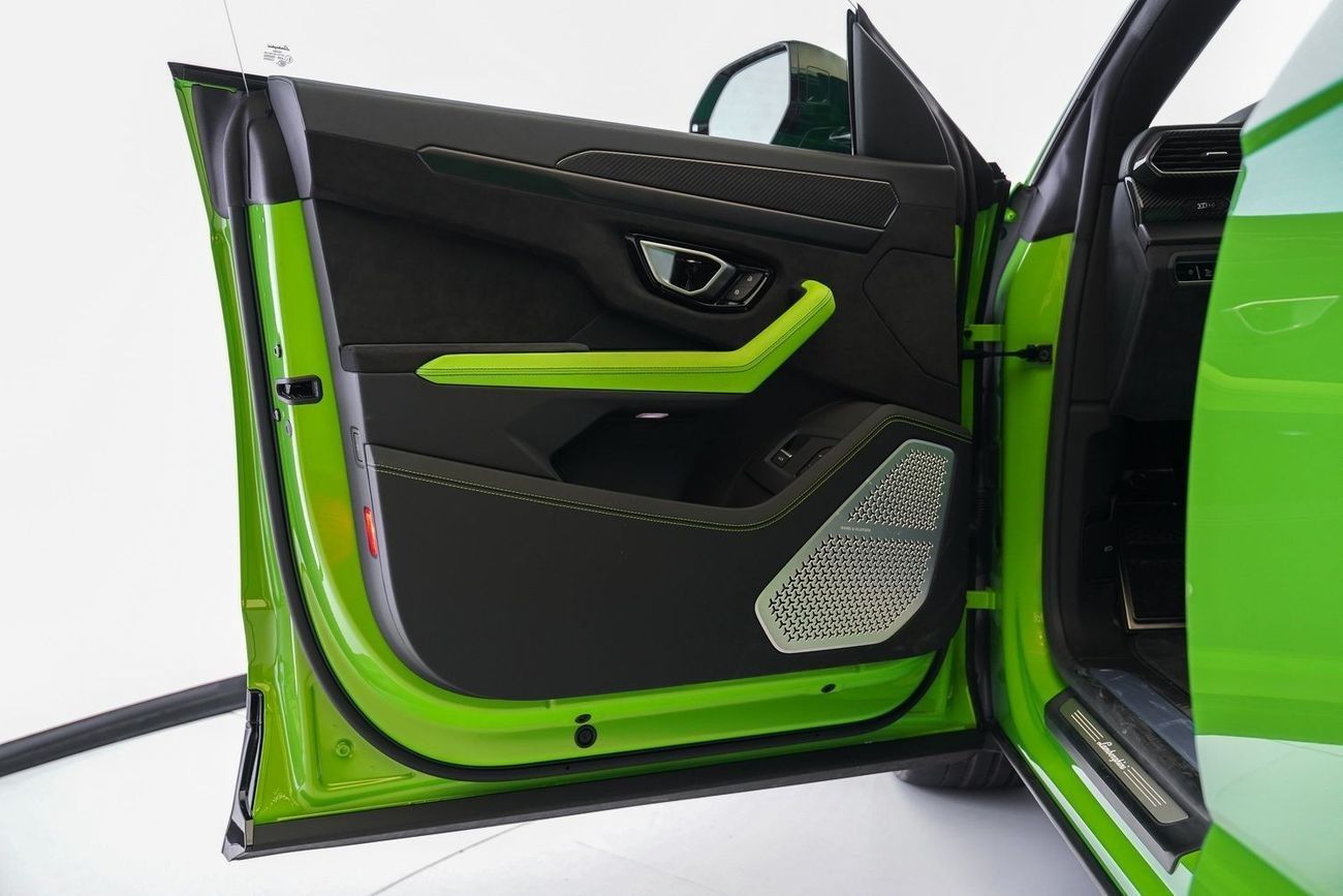 لامبورغيني اوروس STD 4.0T V8