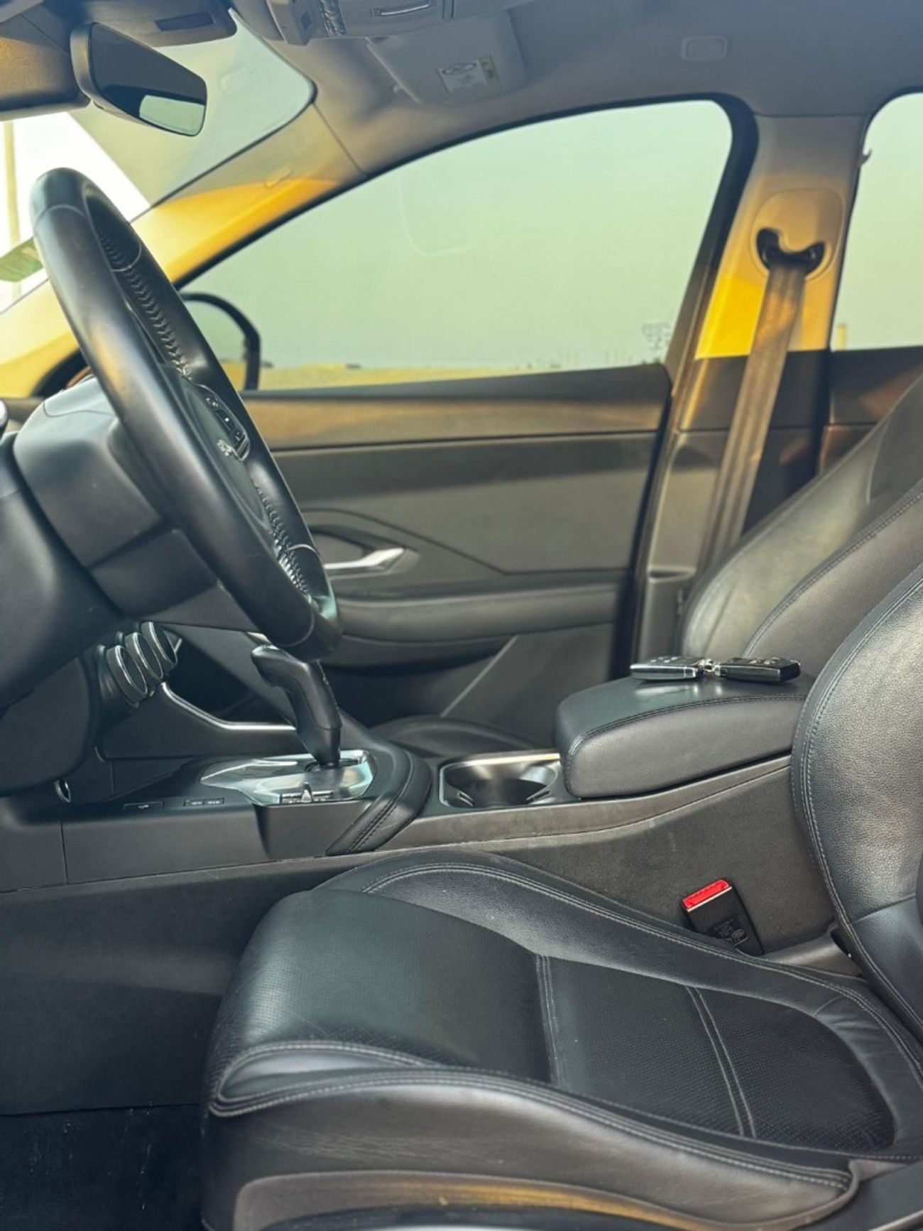 جاكوار E Pace S 2.0L