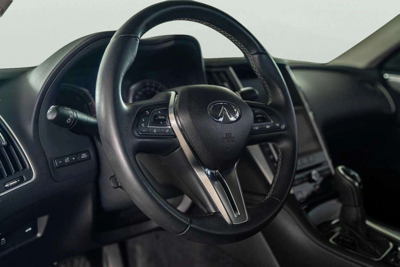 إنفينيتي Q50 LUXE 3.0
