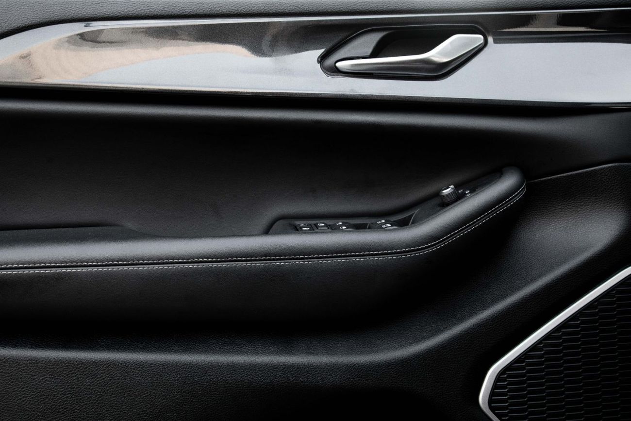 Jeep Grand Cherokee Limited | 3,329 P.M  | 0% Downpayment | Agency Warranty