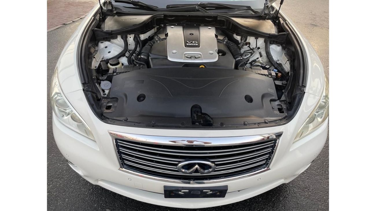 إنفينيتي Q70 لاكجري