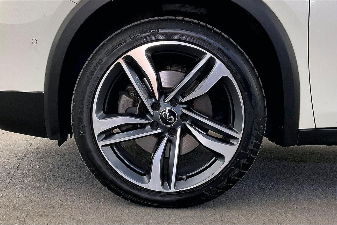 إنفينيتي QX30 Luxe | شامل الضمان | 0 ﺪﻔﻋﺓ ﺃﻮﻟﻯ