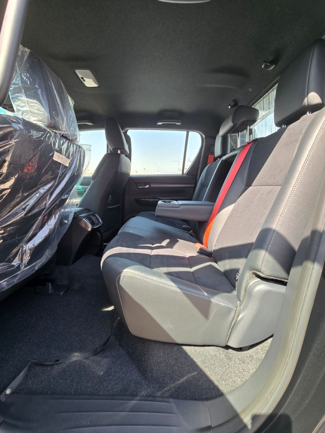 تويوتا هيلوكس GR SPORT 4.0L PETROL A/T V6 DOUBLE CABIN PICKUP