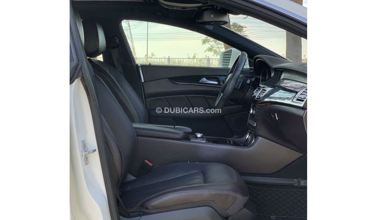 Mercedes-Benz CLS 500 - 2013 - EXCELLENT CONDITION - PREFERRED WARRANTY - VAT INCLUSIVE