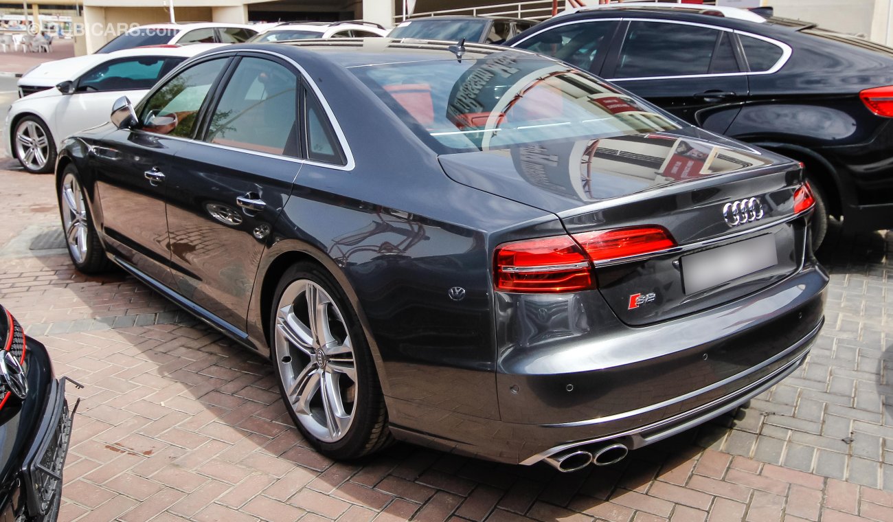 Audi S8 Quattro