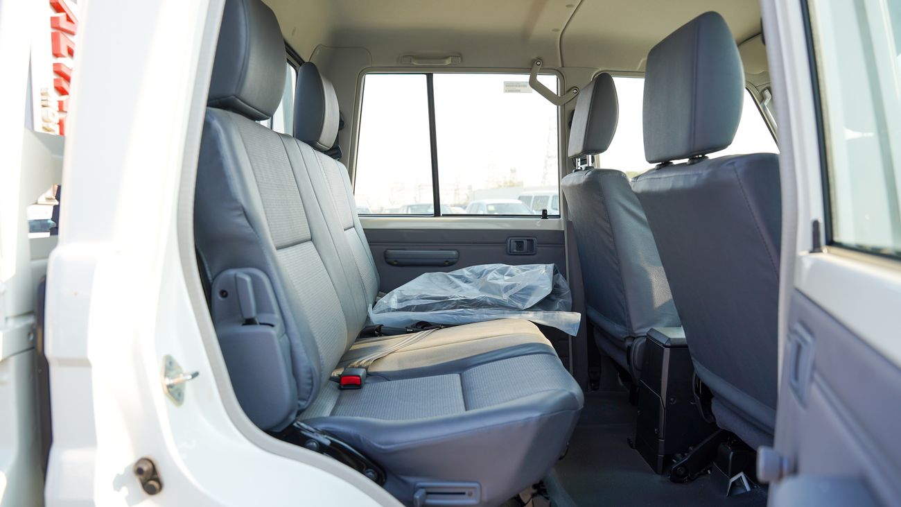 Toyota Land Cruiser Pick Up