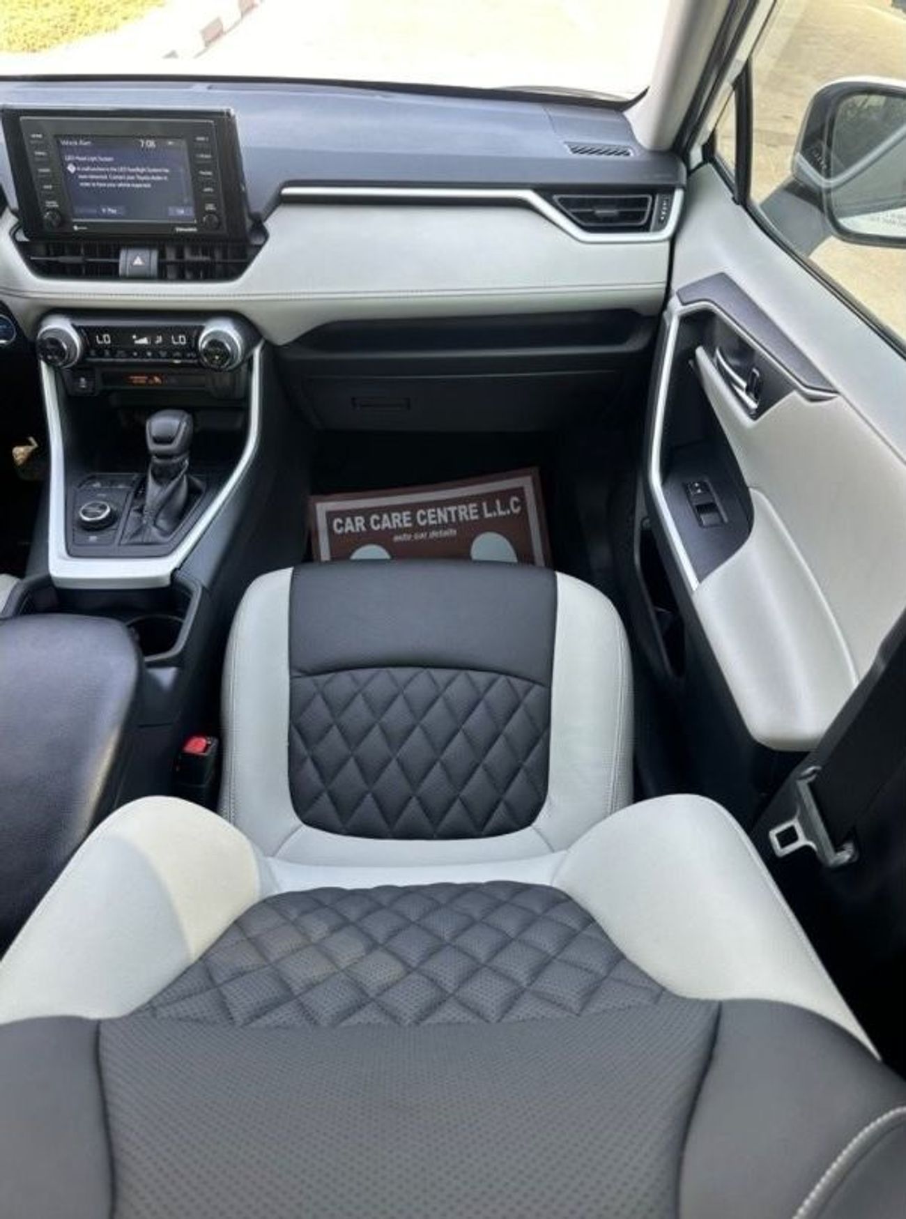 Toyota RAV4 TOYOTA RAV4 Hybrid XLE