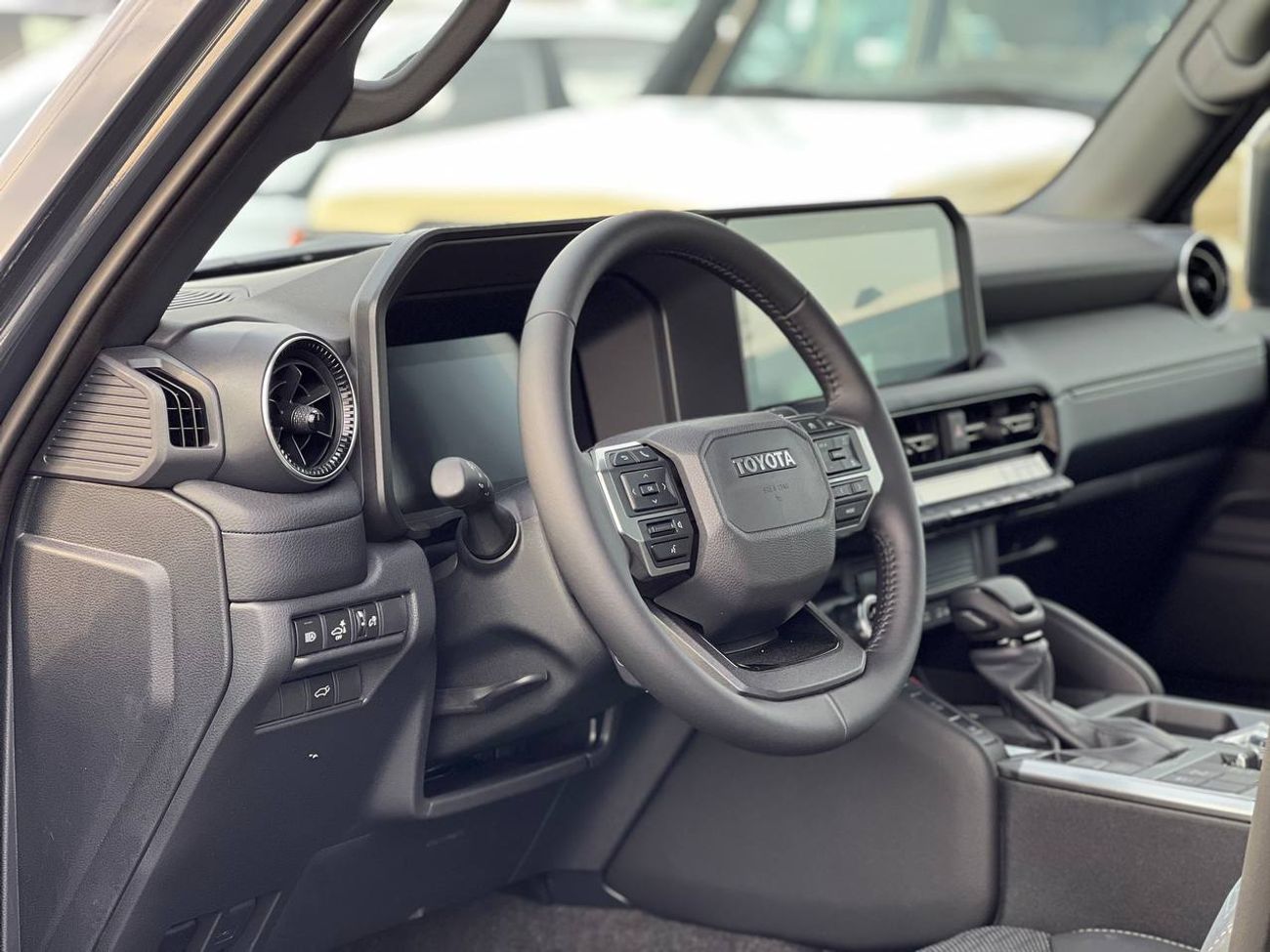 تويوتا برادو 2.8L DSL A/T // 2026 // High Option With Radar , Cooling & Heating Seats , DVD&Back Camera // Specia