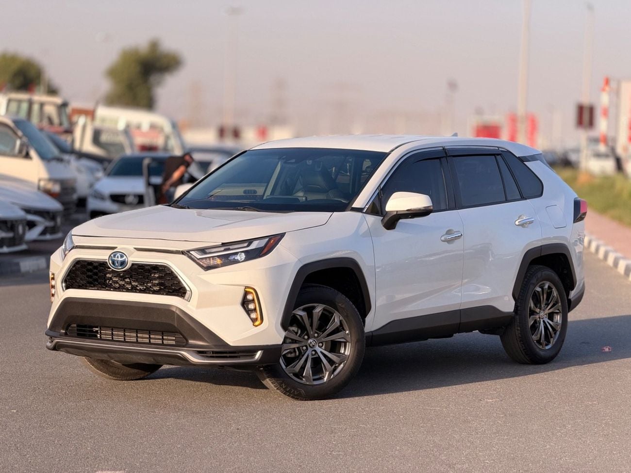 تويوتا راف ٤ Hybrid 2.0L Japan 360 Camera, full option 2024