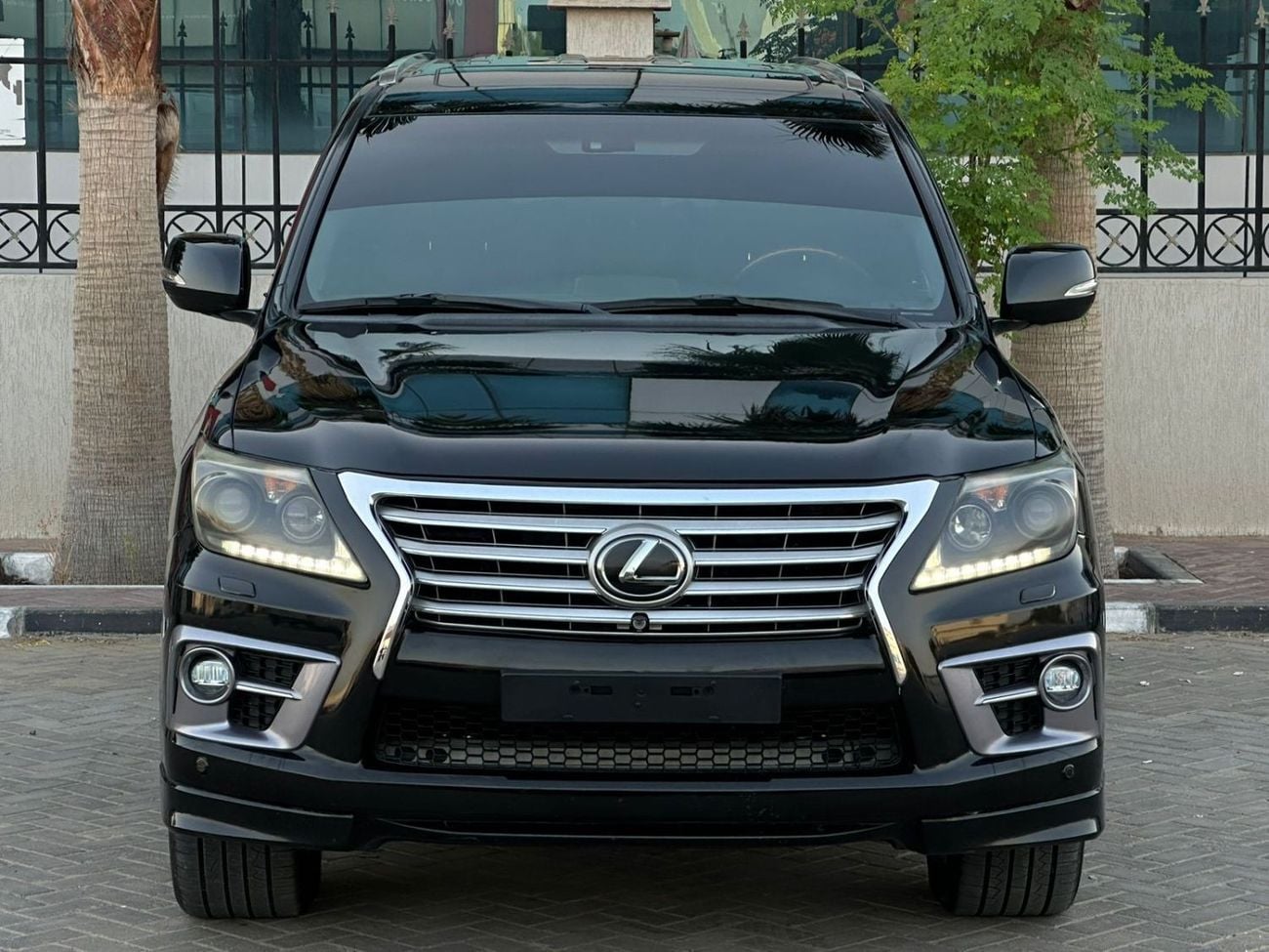 Lexus LX 570 Sport Platinum لكزس LX 570 خليجي 2014