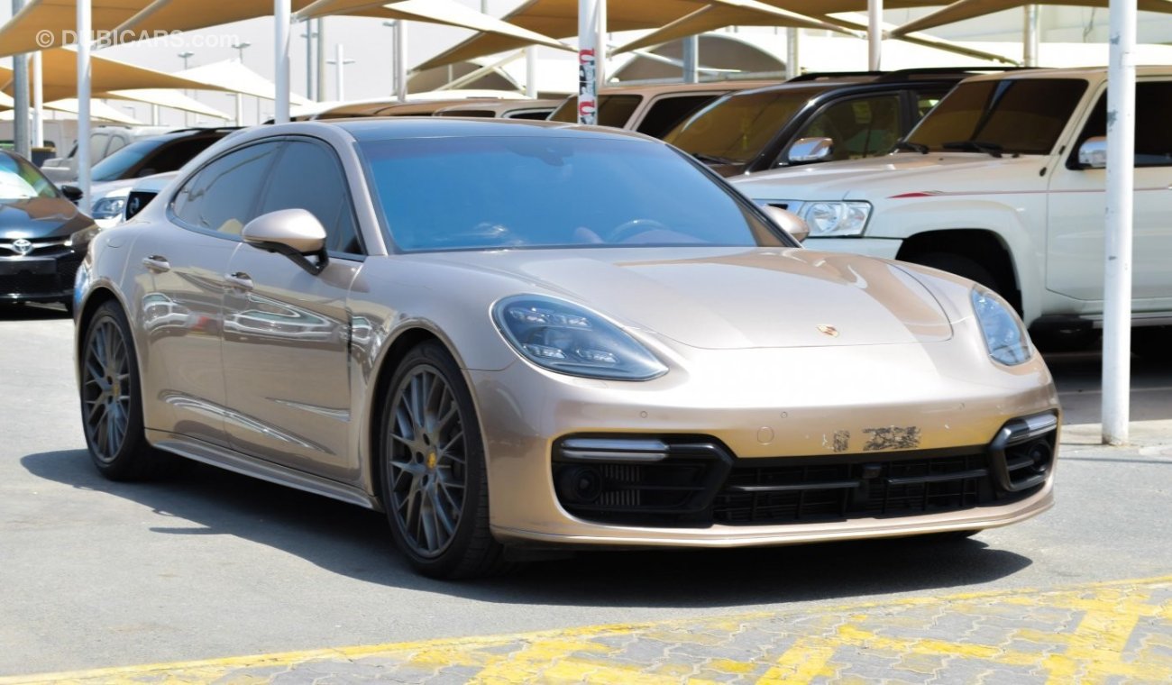 Porsche Panamera 4S