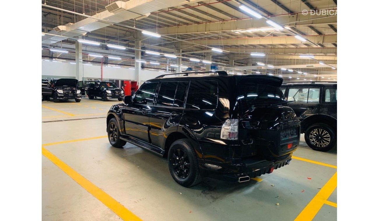 Mitsubishi Pajero Signature 3.8 2018