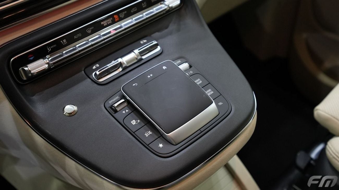 مرسيدس بنز V 300 Mercedes‑Benz V300 VIP Business Van –  Full Luxury Option | Brand New | GCC |2025