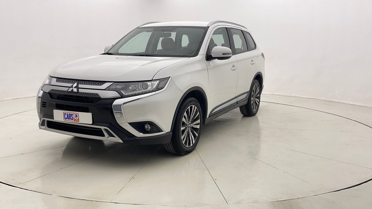 ميتسوبيشي آوتلاندر GLX MID LINE 2.5 | بدون دفعة مقدمة | اختبار القيادة في المنزل