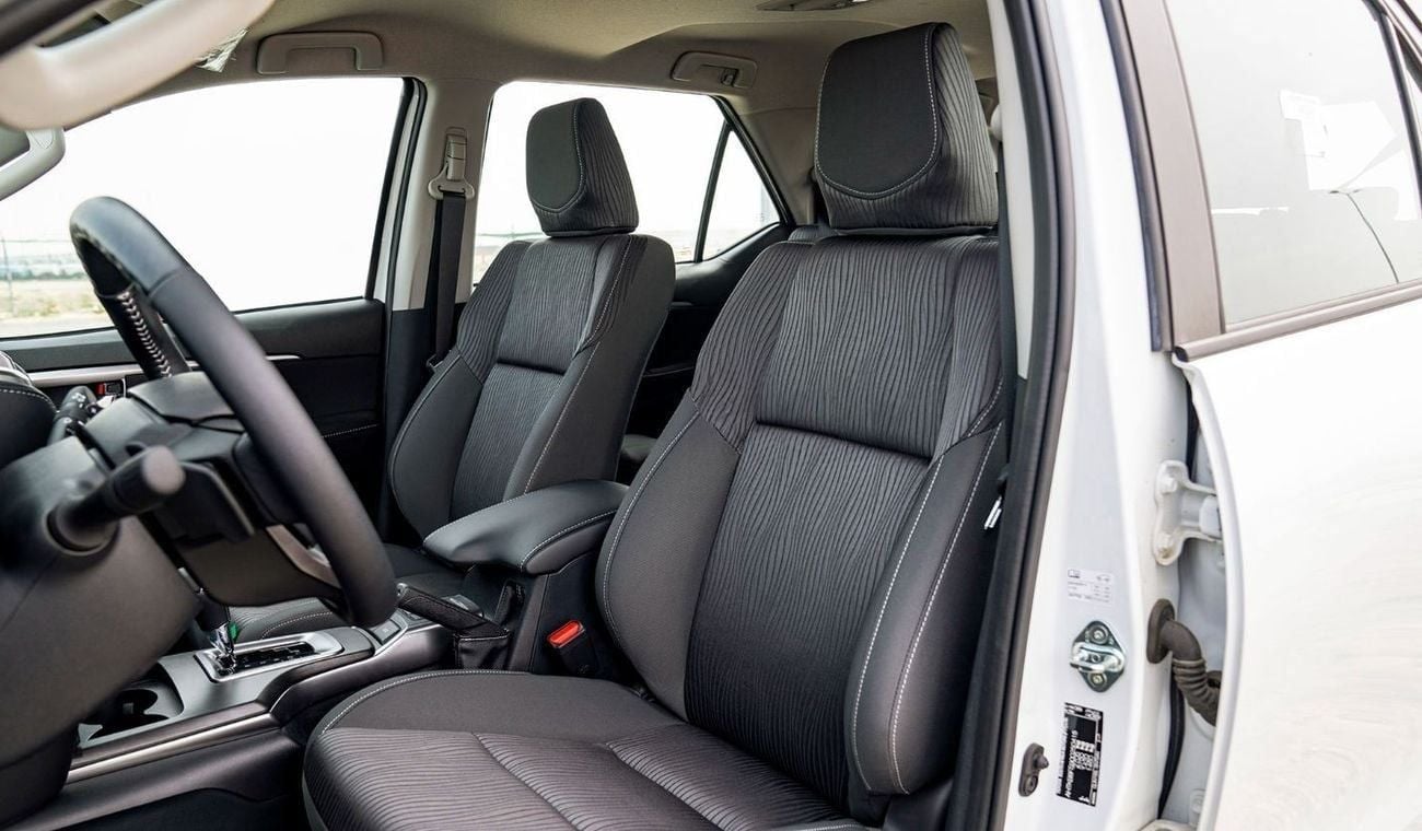 تويوتا فورتونر Toyota Fortuner 2.4L Diesel AT MY2024