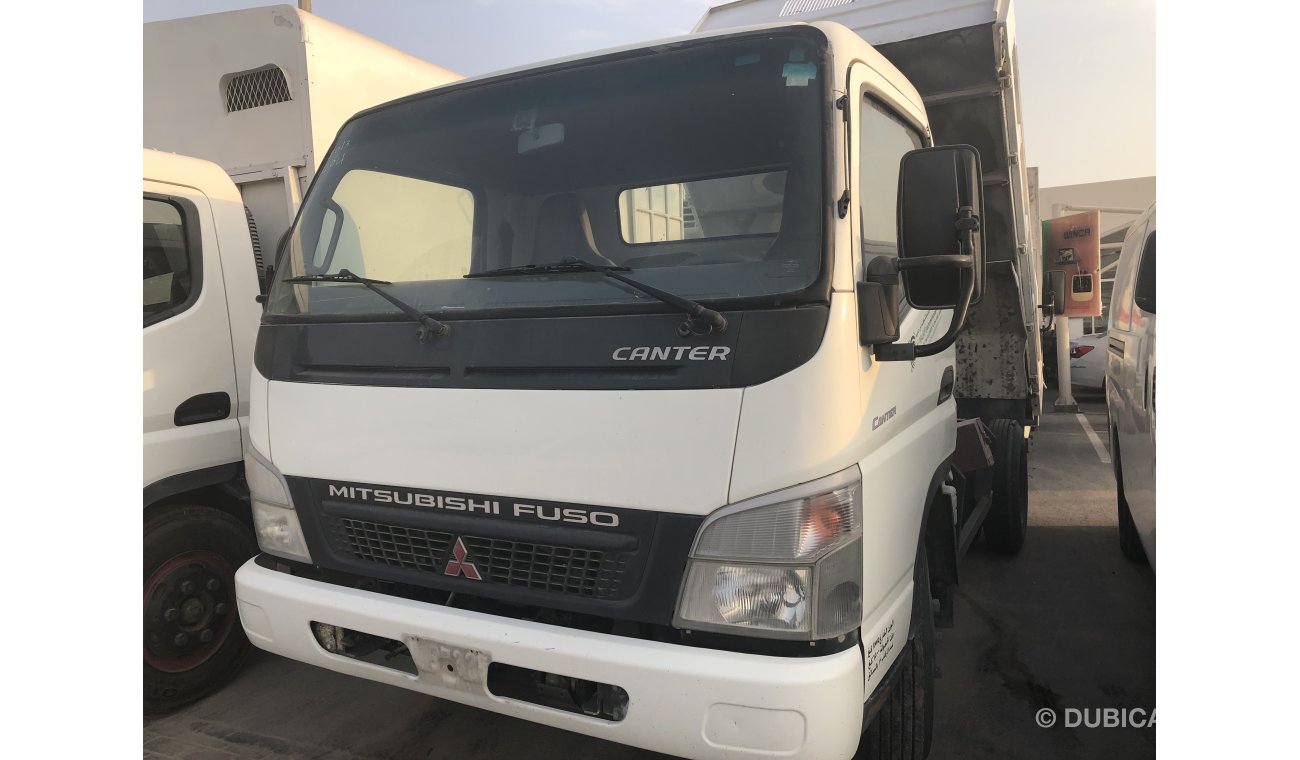 Mitsubishi Canter Tipper,Model:2013. Free of accident