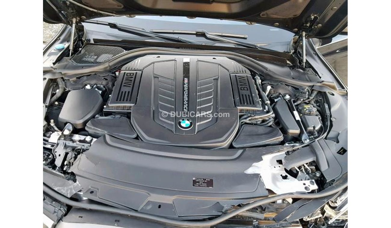 بي أم دبليو 760Li M3 Xl