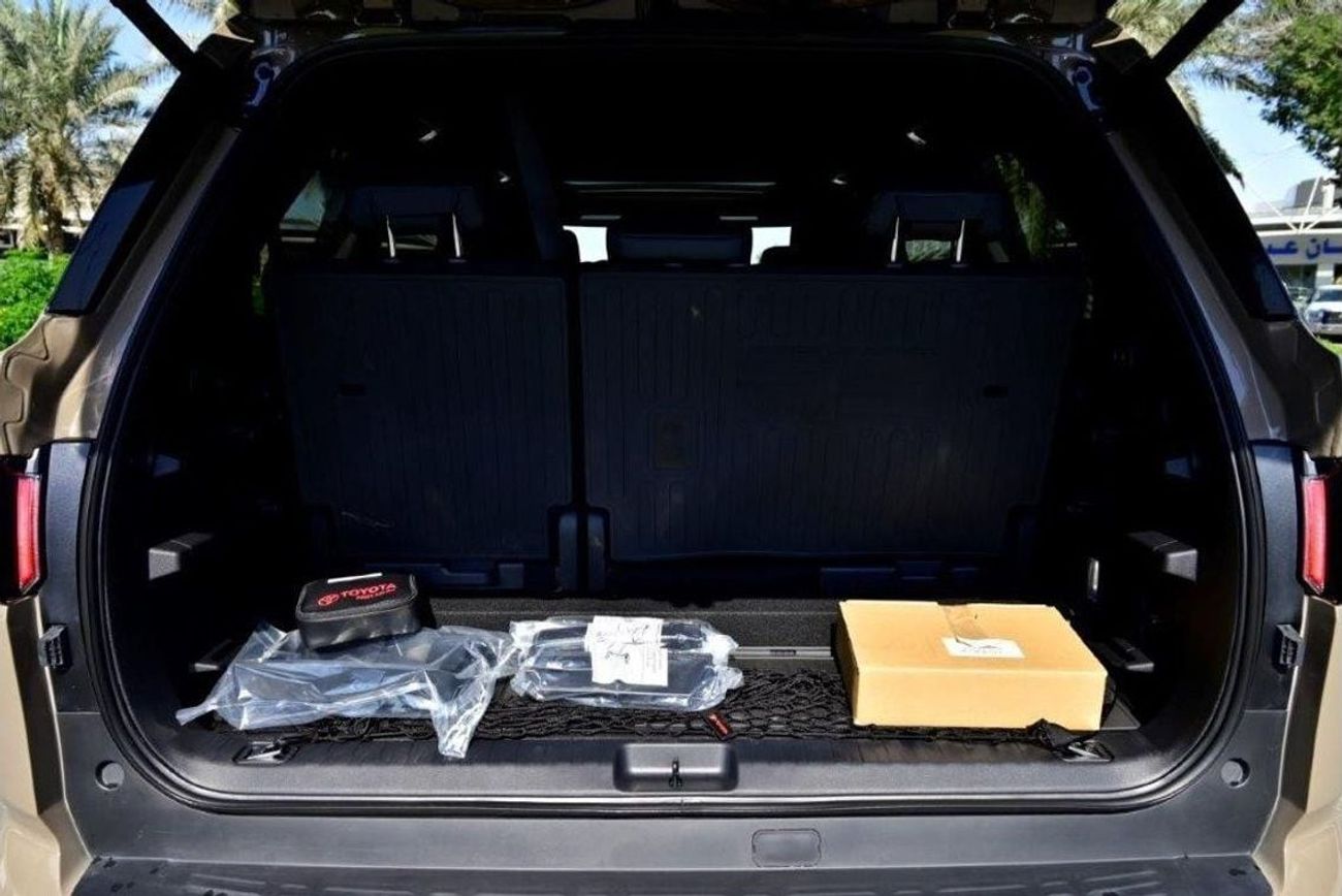 Toyota Sequoia 2025 TOYOTA SEQUOIA TRD PRO i-FORCE MAX HYBRID V6 3.5L TURBO 4WD 7-SEATER AT