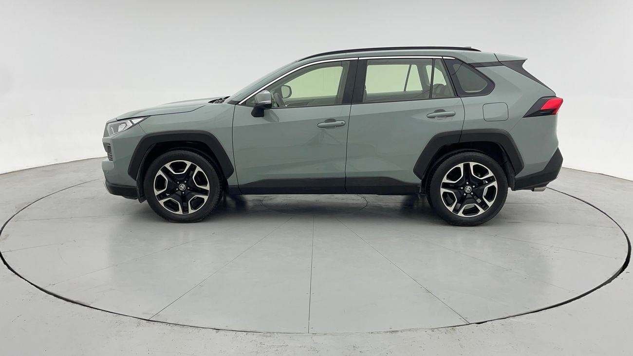 تويوتا راف ٤ ADVENTURE 2.5 | بدون دفعة مقدمة | اختبار قيادة مجاني للمنزل