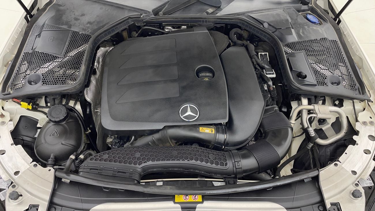 مرسيدس بنز C 200 AMG 2 | بدون دفعة مقدمة | اختبار القيادة في المنزل